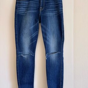 7 For All Mankind Womas Distressed Jeans